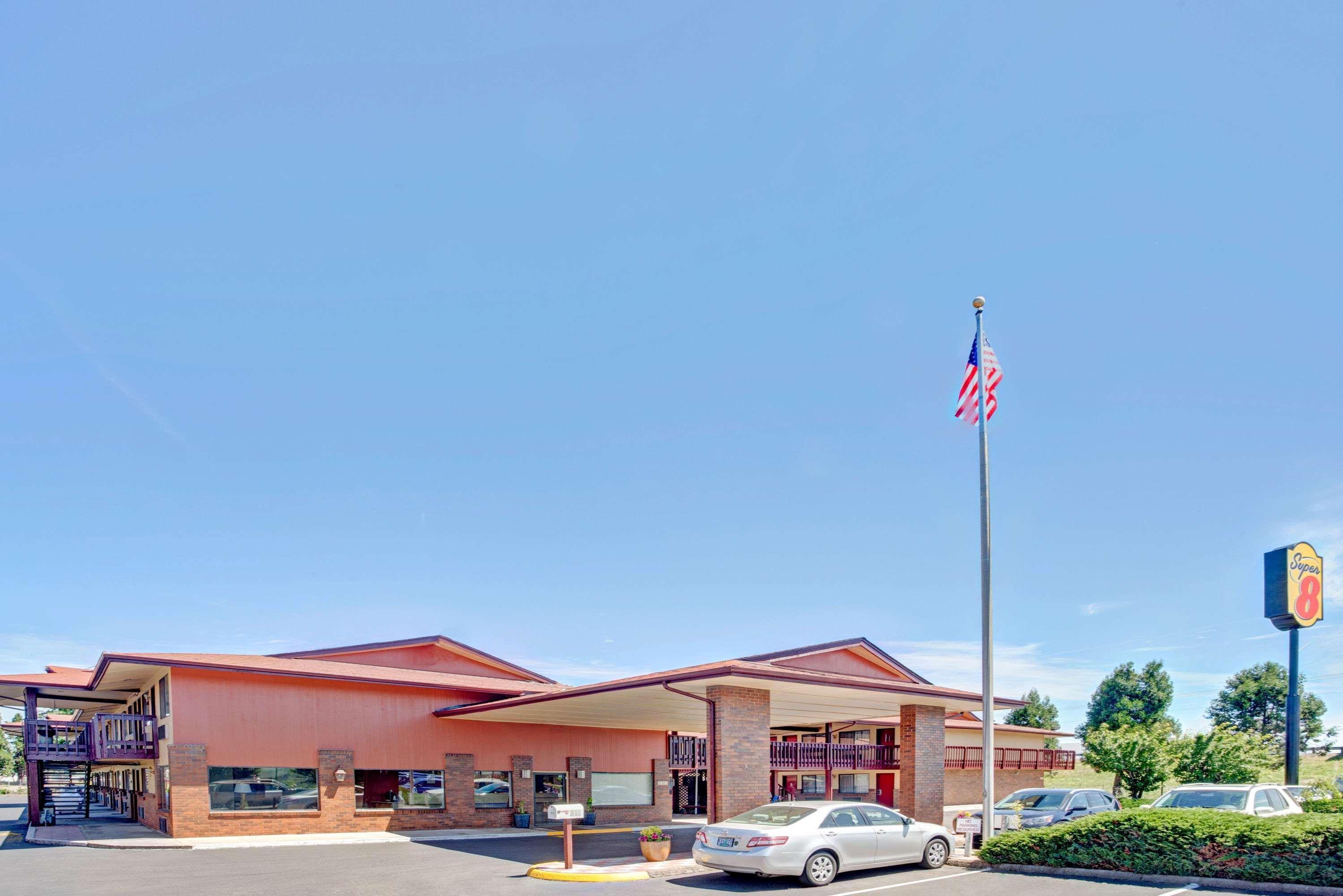 Super 8 By Wyndham Albany Motel Dış mekan fotoğraf